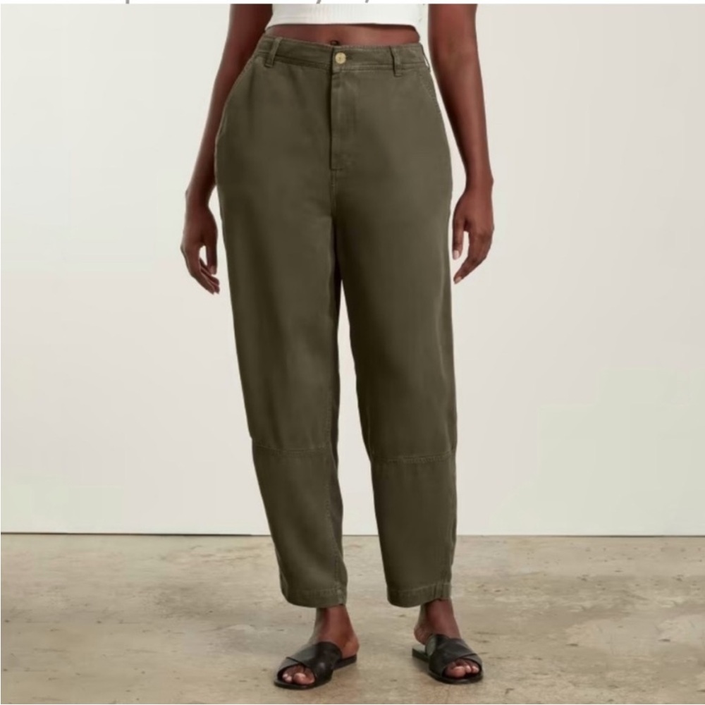 Everlane Relaxed Chino in Buttersoft Tencel Sz 00